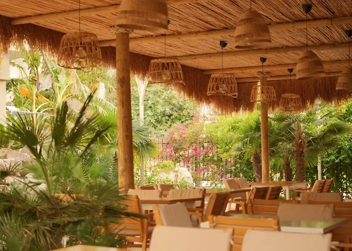 Hotel Qeparo