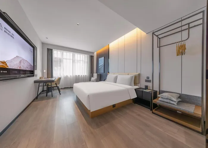 Atour Hotel Hefei Huaihe Road Pedestrian Street City Hall Square
