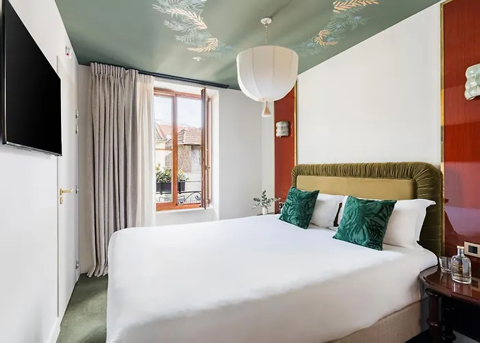 Hotel La Cour Du 6