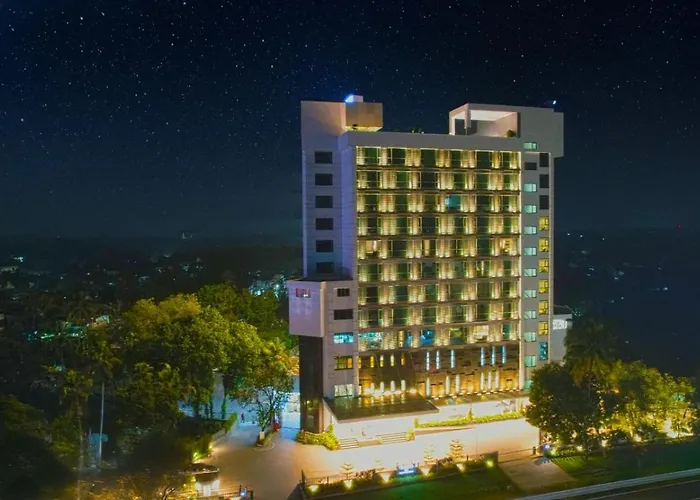 Vivanta Kochi, Aluva