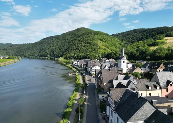 Hotel zum Moselstrand