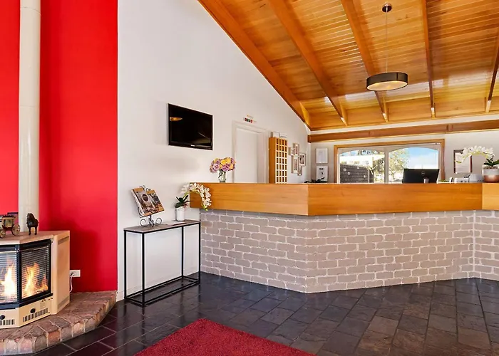 Quality Inn Carriage House