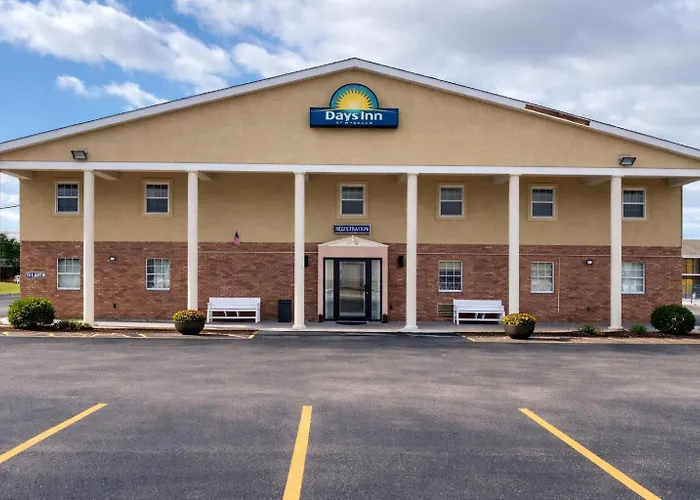 Days Inn By Wyndham Amherst Oh - Near Cleveland Cedar Point & Lake Erie