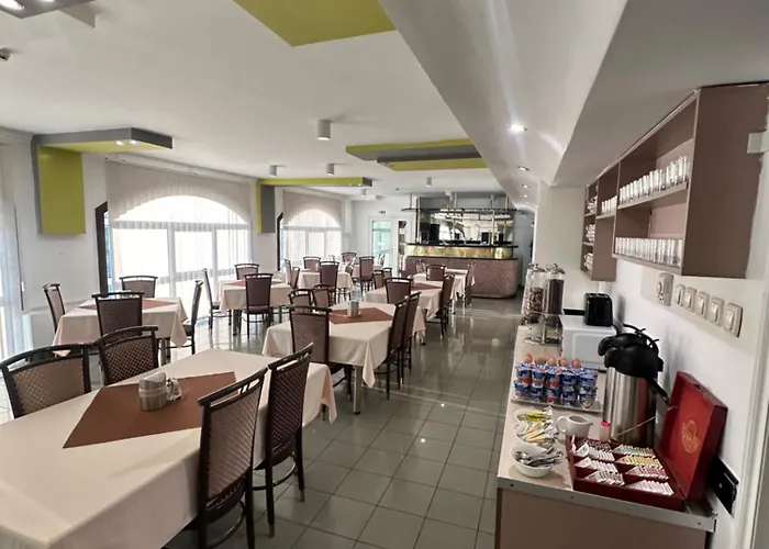 Europa Hotel Es Etterem