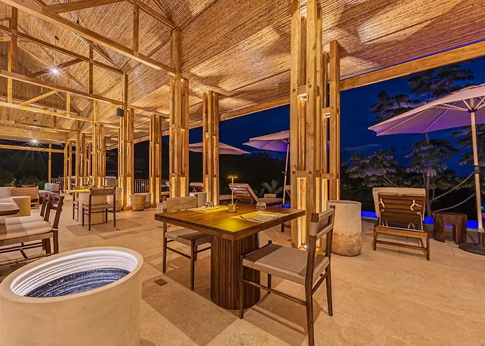 Tiki Villas Rainforest Lodge - Adults Only