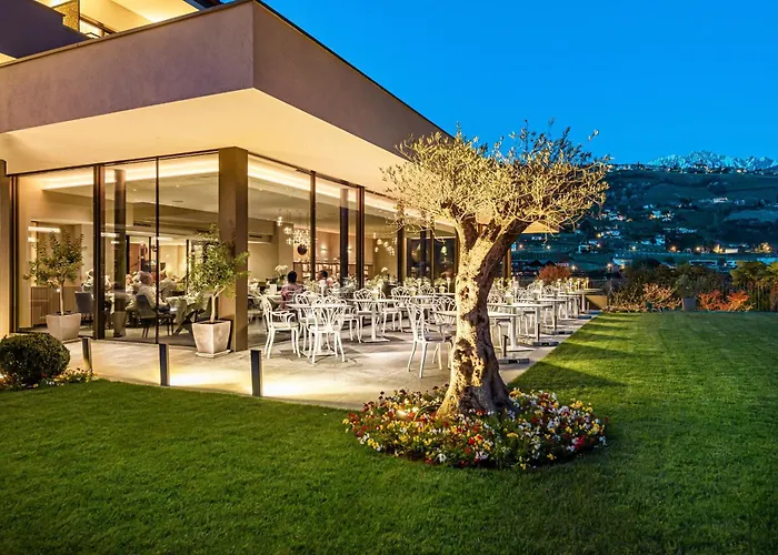 FAYN garden retreat hotel
