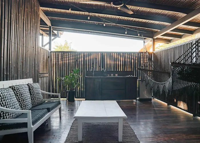 La Negra Surf Hotel