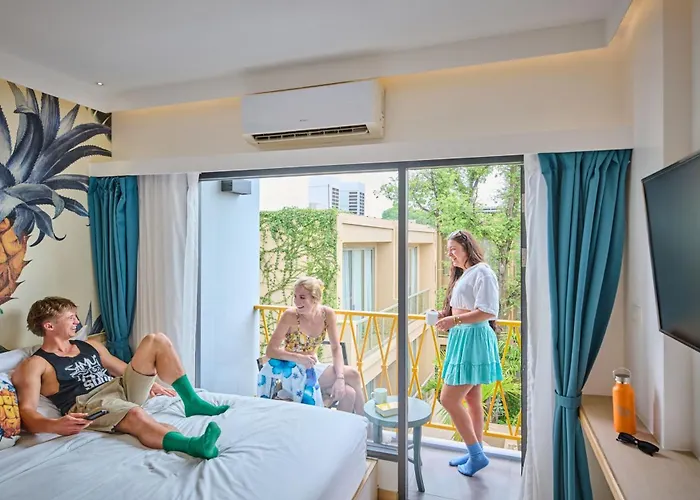 Lub D Koh Samui Chaweng Beach - Beachfront & Vibrant Social Vibe