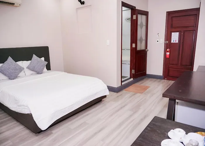 Ha Trinh Hotel