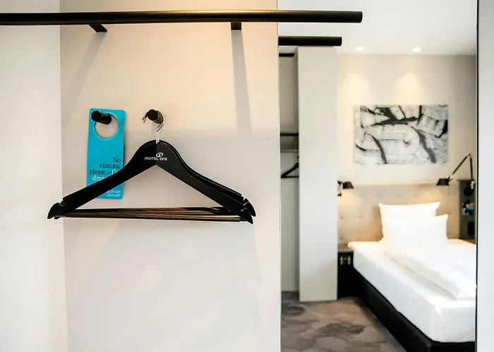 Motel One Linz-Hauptplatz