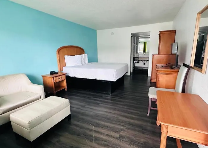 Rodeway Inn Clearwater - Central