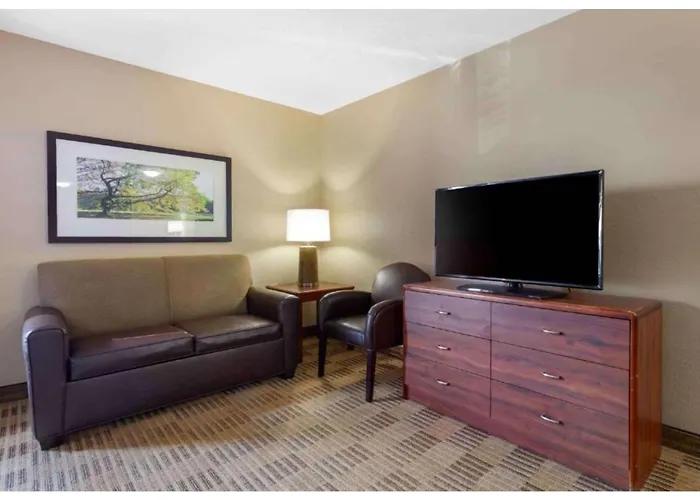 Studio 6 Corporate Extended Stay Chicago Lisle Il