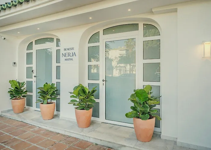 Beneste Nerja Hostal