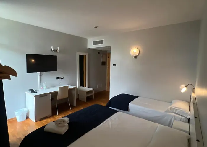 Master Hotel