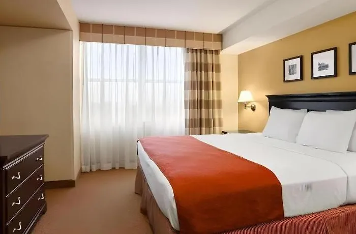 Country Inn & Suites By Radisson, Dundee, Mi