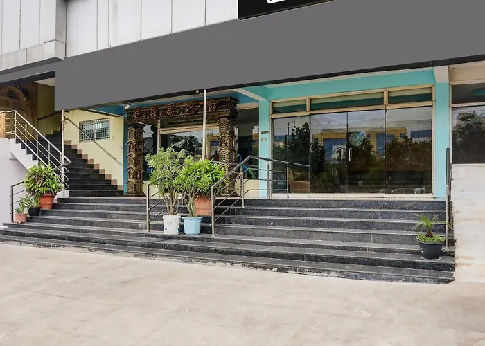 Collection O Nellore Subbareddy Government Hospital Formerly Hotel Rama Royal