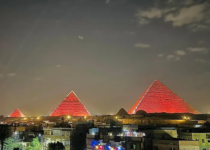 Dynamo Pyramids & Sphinx View Hotel