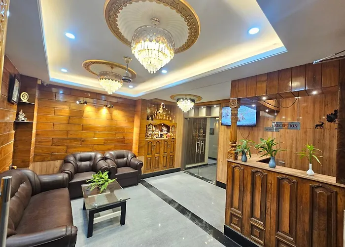 Railview Premium- Nr Railway Station Gate No 6