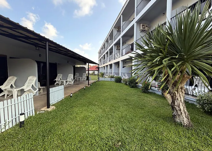 Karon Place
