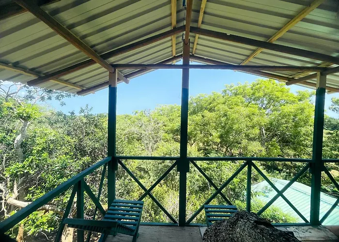 Green Tree House Yala