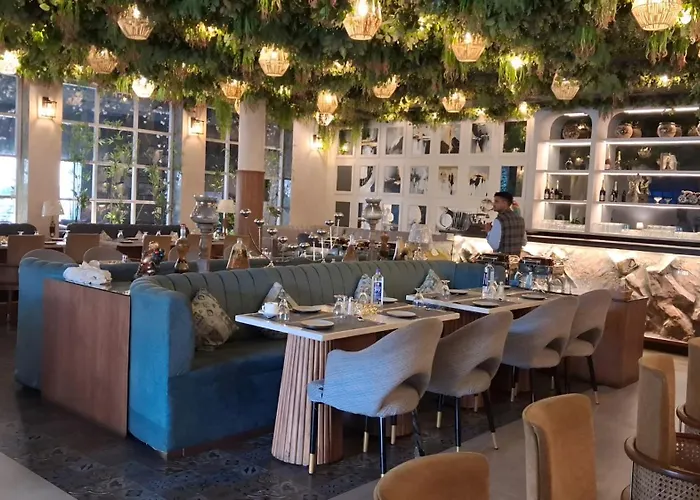 Hotel Pallavi Grand