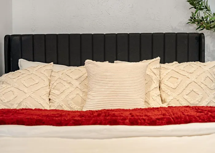 Parlour Hotel