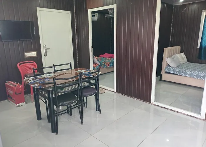 Amigos Rooms