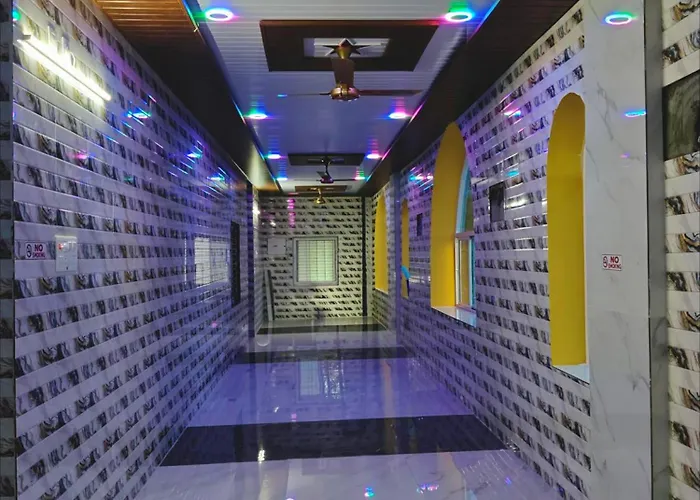 Lakshmi Divya Guest House