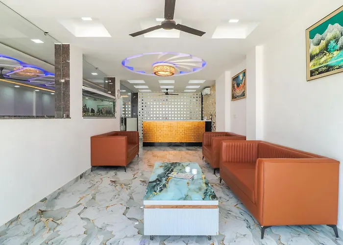 Hotel Riya Raj - Luxury Stay