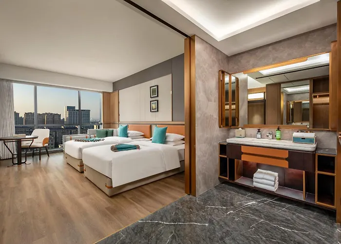 Wyndham Garden Yueyang Center