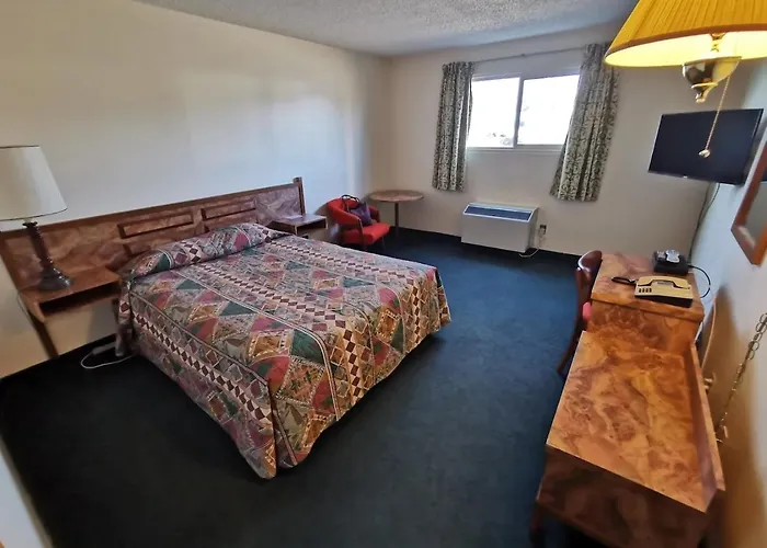 Cataline Motor Inn