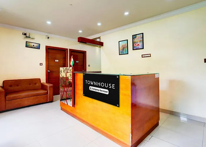 Super Townhouse Mg Road Near Commercial Street