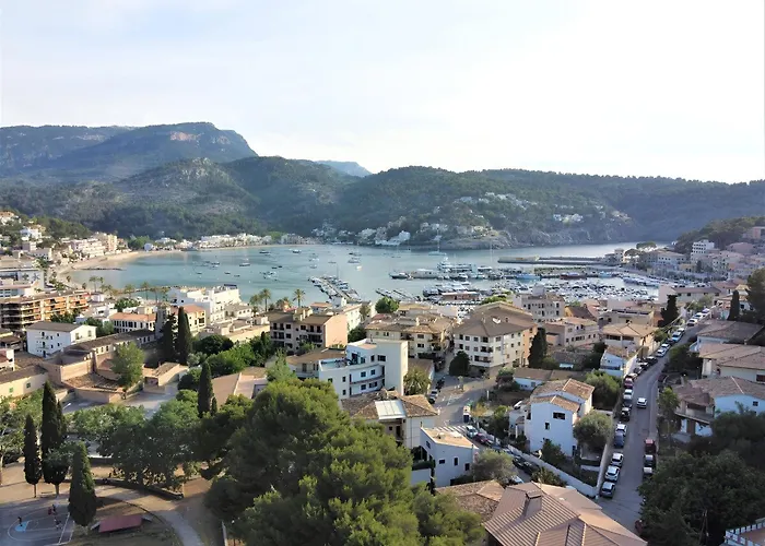 Idyllic 6 Bed Villa Stunning Sea View Salt Pool