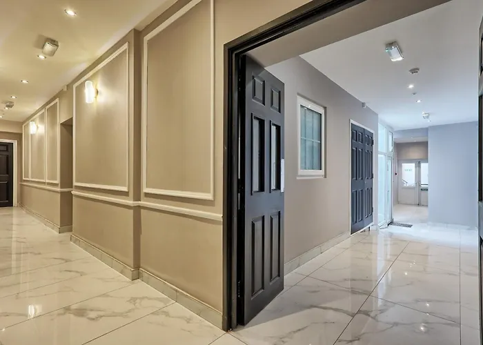 Reeha'S Hotel Apartments