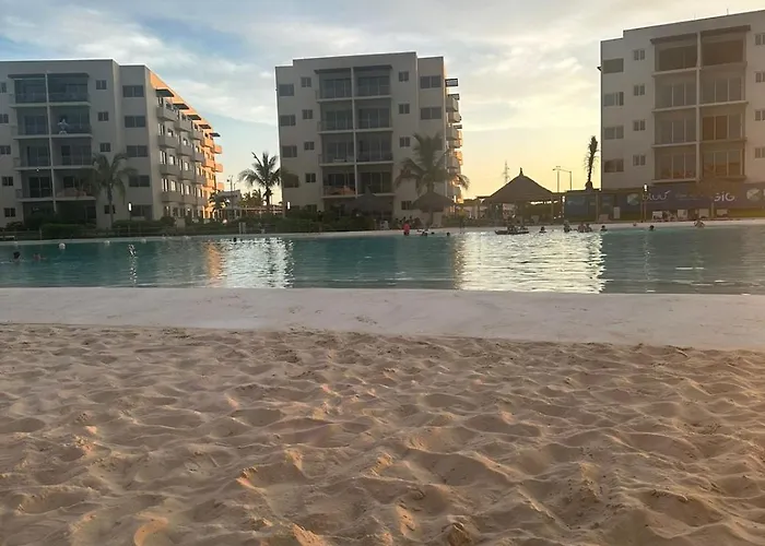 Bluu Lagoons