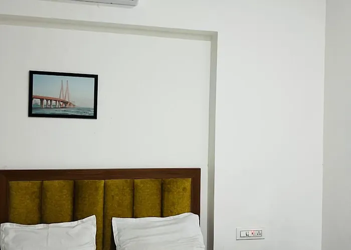 Hotel Cr Residency