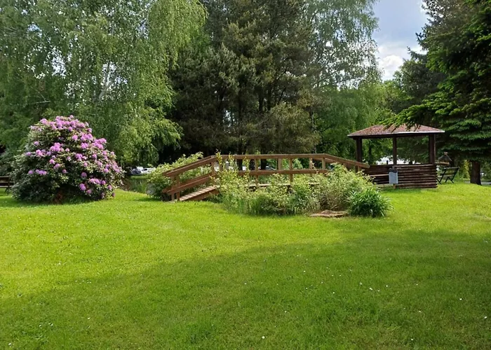 Hotel am Lärchenberg I Frühstück, WLAN, Parkplatz