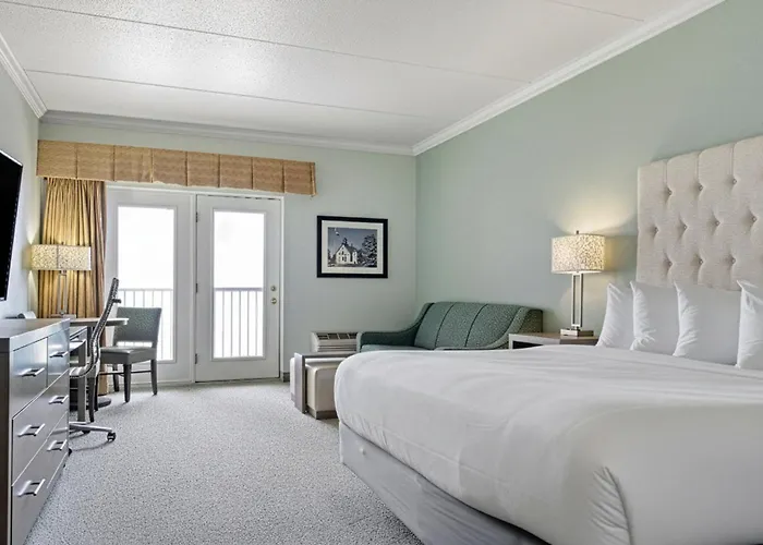 Cherry Tree Inn & Suites