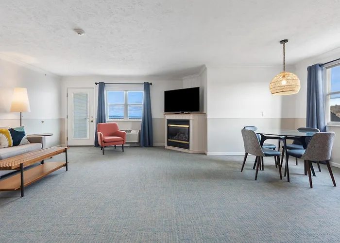 Cherry Tree Inn & Suites