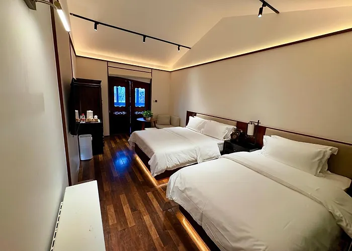 Jingshan Garden Courtyard Hotel Beijing Forbidden City Newly Renovated Tianmen Wangfujing Gardenhutong Bejjingcourtyard