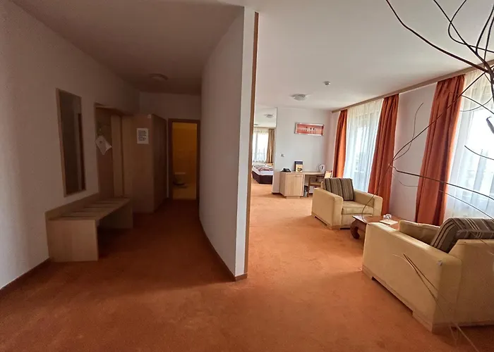 Hotel Legend