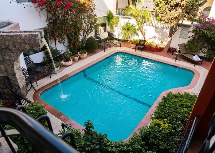 Business Hotel & Suites Maria Bonita