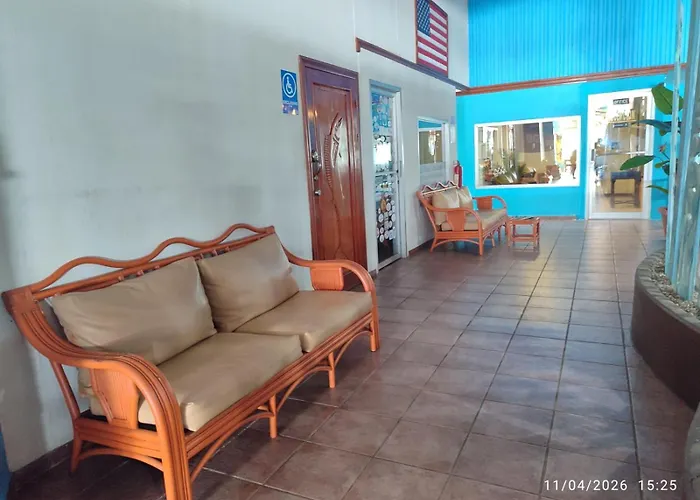 Fish Hook Marina Hotel