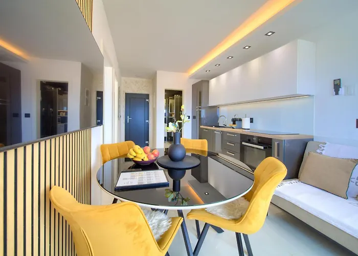 Villa Apartments Sinisa - City Of Krk