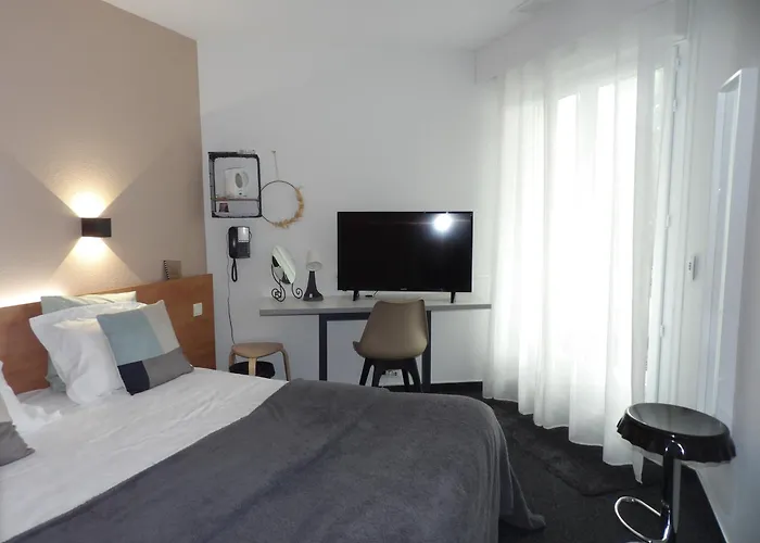 Logis Hotel Restaurant Le Jardin Delice