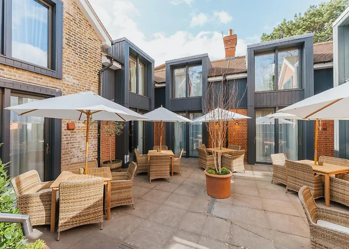 The Crown & Greyhound By Innkeeper'S Collection London