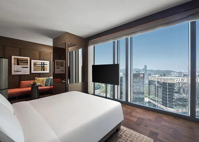 Park Hyatt Shenzhen: Urban Oasis in Futian CBD