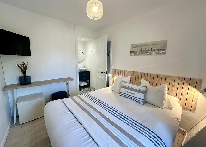 Hotel Le Clos Du Dramont