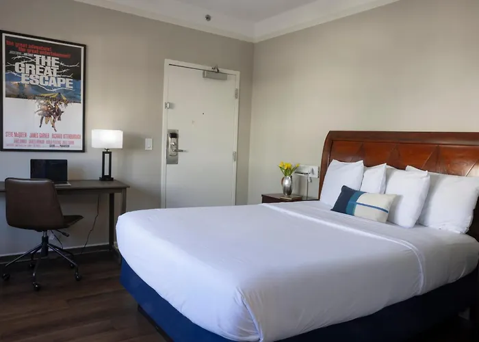 The Hotel Hollywood