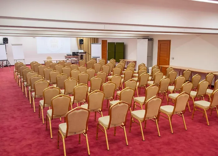 Ket Korona Konferencia Es Wellness Hotel